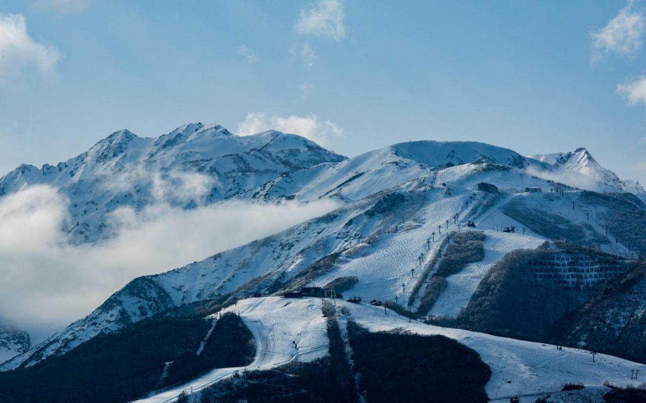 白馬パウダーマウンテン Hotell Hakuba Eksteriør bilde